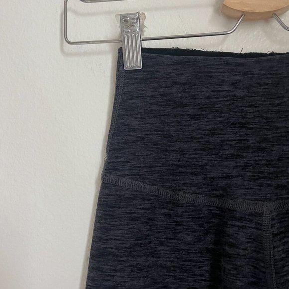 Beyond Yoga Caught in The Midi High Waist Legging in Navy Spacedye - Picture 2 of 5